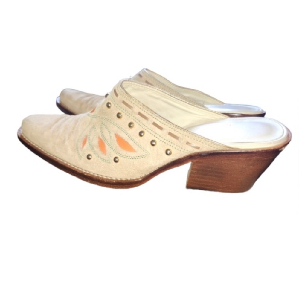 Cole Haan “Morgan” Suede Sandstone Studded Butterfly Laser Cut Western Mules &🎁 - Picture 4 of 8